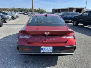 Hyundai ELANTRA 2025 SE 4dr Sedán