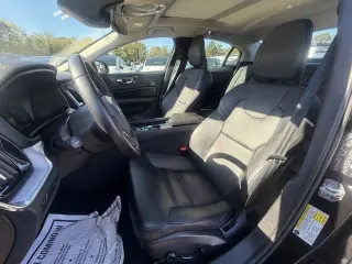 Volvo S60 2020 AWD T6 Momentum 4dr Sedán