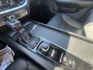 Volvo S60 2020 AWD T6 Momentum 4dr Sedán