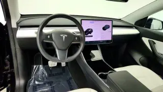 Tesla Model Y 2021 AWD Performance 4dr Crossover