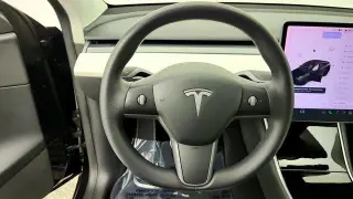 Tesla Model Y 2021 AWD Performance 4dr Crossover