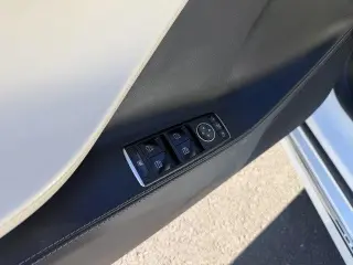Tesla Model S 2020 AWD versión de largo alcance Plus 4 puertas Liftback