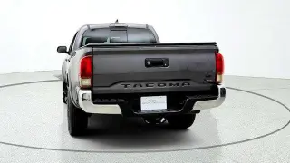 Toyota Tacoma 2019 4x2 TRD Off-Road 4dr Double Cab 5.0 ft SB