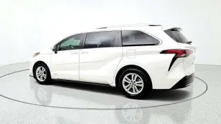 Toyota Sienna 2021 AWD Platinum 7-Pasajeros 4dr Mini-Van