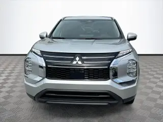 Mitsubishi Outlander 2025 ES 4dr SUV