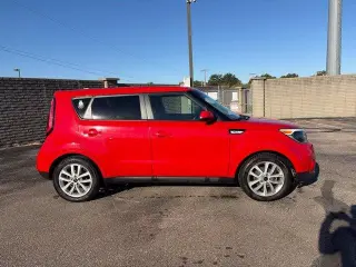 Kia Soul 2017 + 4 tracciones transversales