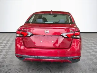 Nissan Versa 2022 SV 4dr Sedan