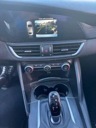 Alfa Romeo Giulia 2019 Base 4dr Sedán