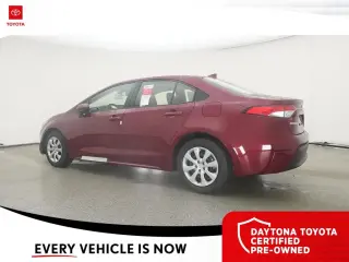 Toyota Corolla Híbrido 2025 LE 4dr Sedán