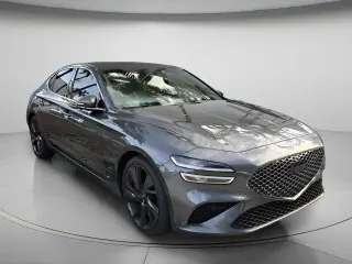 Genesis G70 2022 3.3T Estándar 4dr Sedán