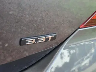 Genesis G70 2022 3.3T Estándar 4dr Sedán