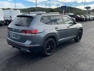 Volkswagen Atlas 2023 AWD V6 SE 4Motion 4dr SUV con tecnología