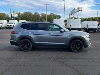 Volkswagen Atlas 2023 AWD V6 SE 4Motion 4dr SUV con tecnología