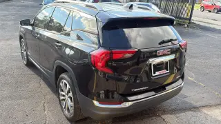 Año 2020 GMC TERRAIN
