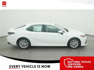 Toyota Camry 2024 LE 4dr Sedán