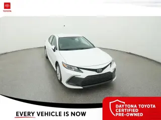 Toyota Camry 2024 LE 4dr Sedán