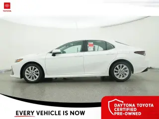 Toyota Camry 2024 LE 4dr Sedán
