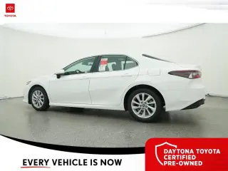 Toyota Camry 2024 LE 4dr Sedán