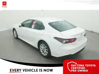 Toyota Camry 2024 LE 4dr Sedán