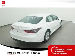 Toyota Camry 2024 LE 4dr Sedán