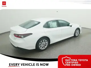 Toyota Camry 2024 LE 4dr Sedán