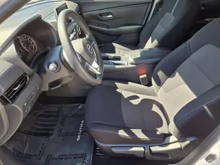 Nissan Sentra 2023 SV 4dr Sedán