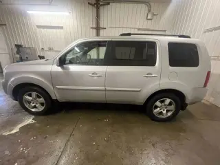 Honda PILOT 2011