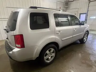Honda PILOT 2011