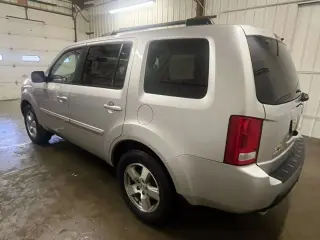 Honda PILOT 2011