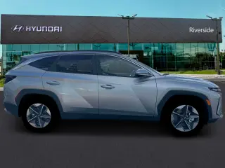 Hyundai TUCSON 2026 SEL Premium SUV de 4 puertas