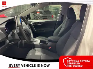 Toyota RAV4 2024 XLE 4dr SUV