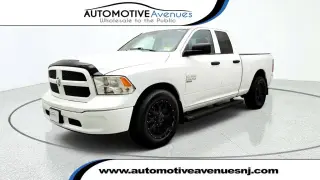 Ram 1500 Classic 2019 4x2 Tradesman 4dr Quad Cab 6.3 ft. SB Pickup