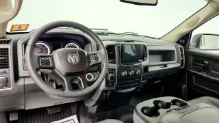 Ram 1500 Classic 2019 4x2 Tradesman 4dr Quad Cab 6.3 ft. SB Pickup