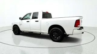 Ram 1500 Classic 2019 4x2 Tradesman 4dr Quad Cab 6.3 ft. SB Pickup