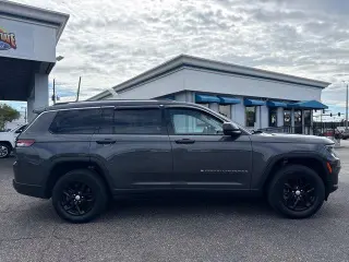 Jeep Grand Cherokee L 2022 4x4 Laredo 4dr SUV
