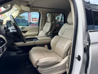 2018 Lincoln NAVIGATOR
