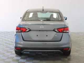Nissan Versa 2025 S Sedán de 4 puertas CVT
