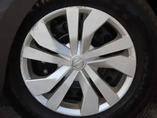 Nissan Versa 2025 S Sedán de 4 puertas CVT