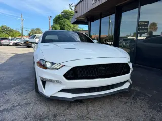2019 Ford MUSTANG