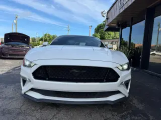 2019 Ford MUSTANG