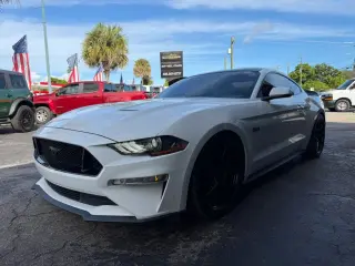 2019 Ford MUSTANG