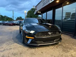 2021 Ford MUSTANG