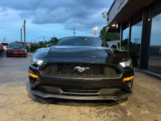 2021 Ford MUSTANG
