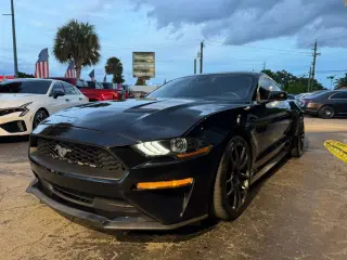 2021 Ford MUSTANG
