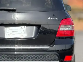Mercedes-Benz GLK 2010 AWD GLK 350 4MATIC 4dr SUV