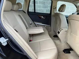Mercedes-Benz GLK 2010 AWD GLK 350 4MATIC 4dr SUV