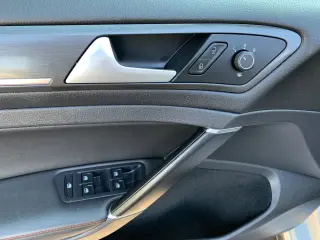 2021 Volkswagen GOLF GTI