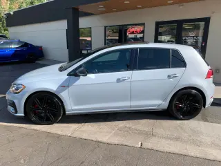 2021 Volkswagen GOLF GTI