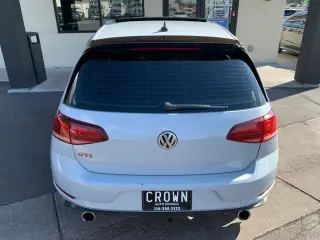 2021 Volkswagen GOLF GTI