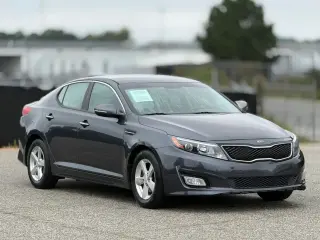 Kia Optima 2015 LX 4dr Sedán
